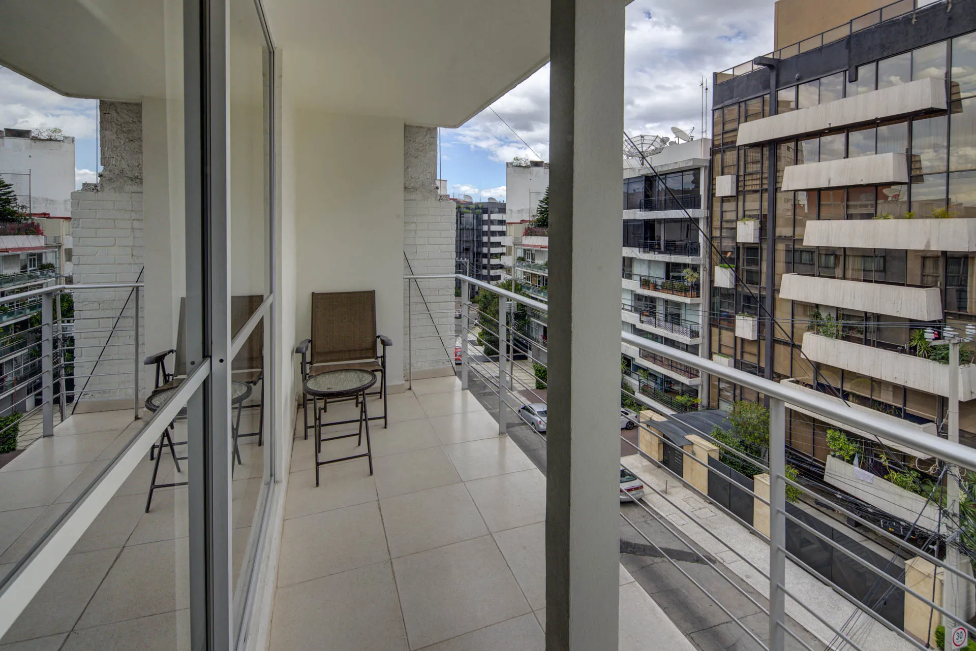 Balcón 1 recámara — EOLA Chimborazo 567, Lomas CDMX