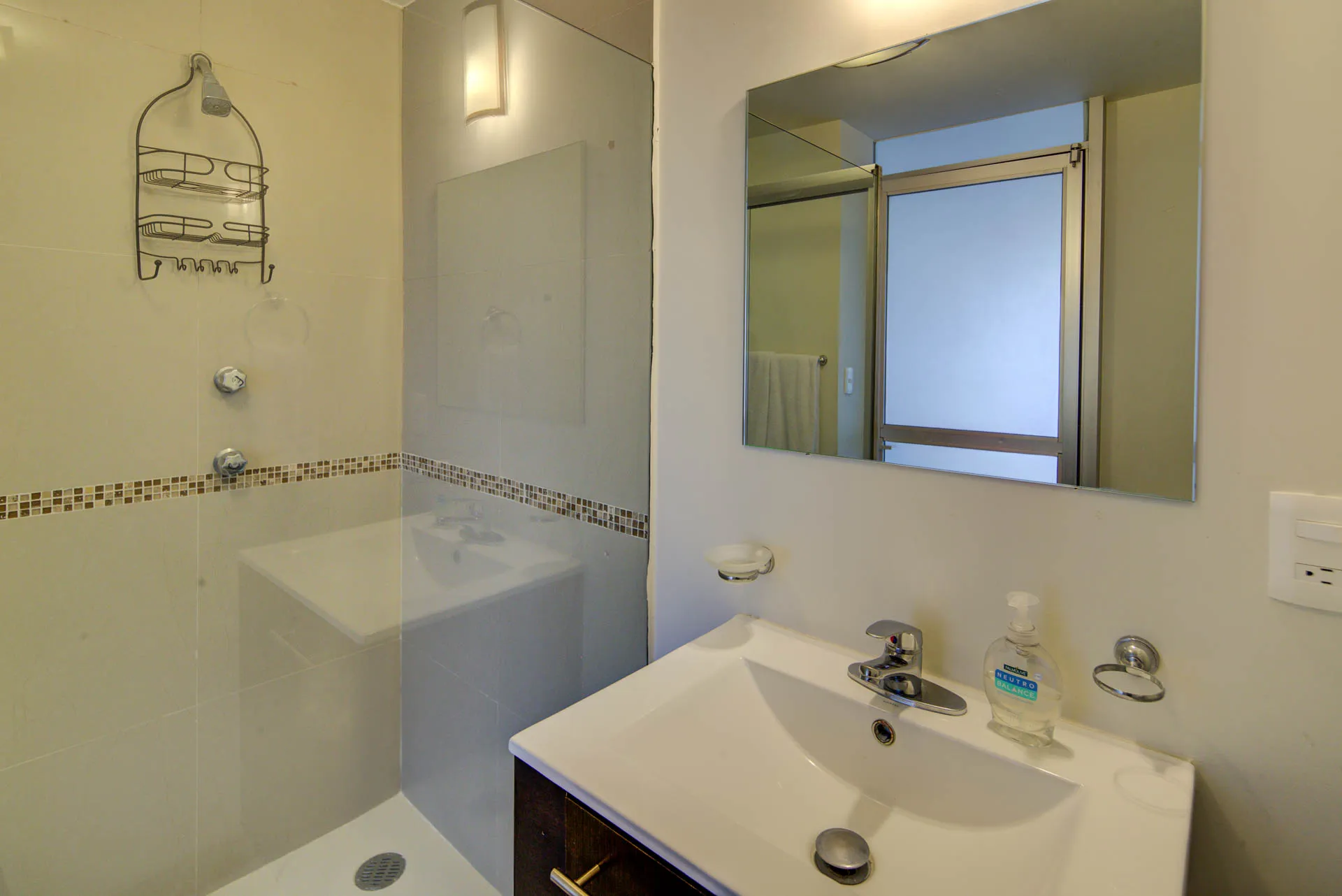 Baño 2 — EOLA Magnolias 93, Bosques de las Lomas