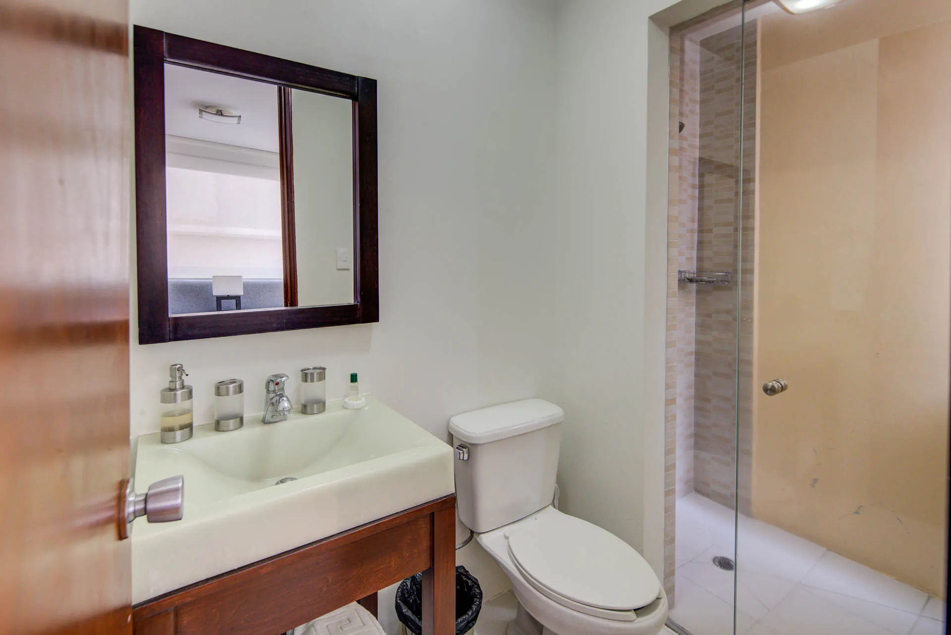Baño 3 recámaras — EOLA Magnolias 93, Bosques de las Lomas