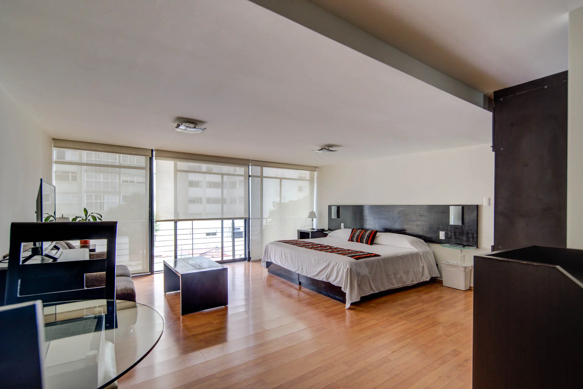 Vista completa Studio — EOLA Platón 436, Polanco, CDMX